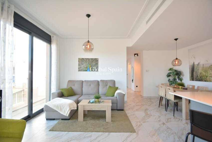 Resale - APARTMENT -
GUARDAMAR DEL SEGURA - Costa Blanca