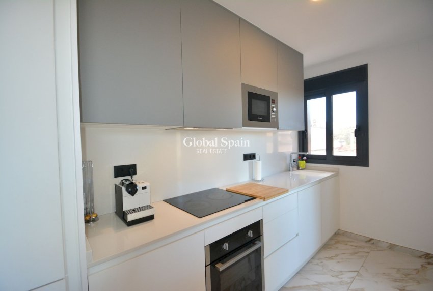 Resale - APARTMENT -
GUARDAMAR DEL SEGURA - Costa Blanca