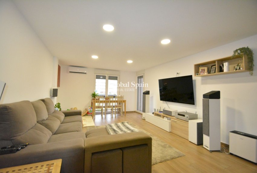 Resale - APARTMENT -
GUARDAMAR DEL SEGURA - Costa Blanca