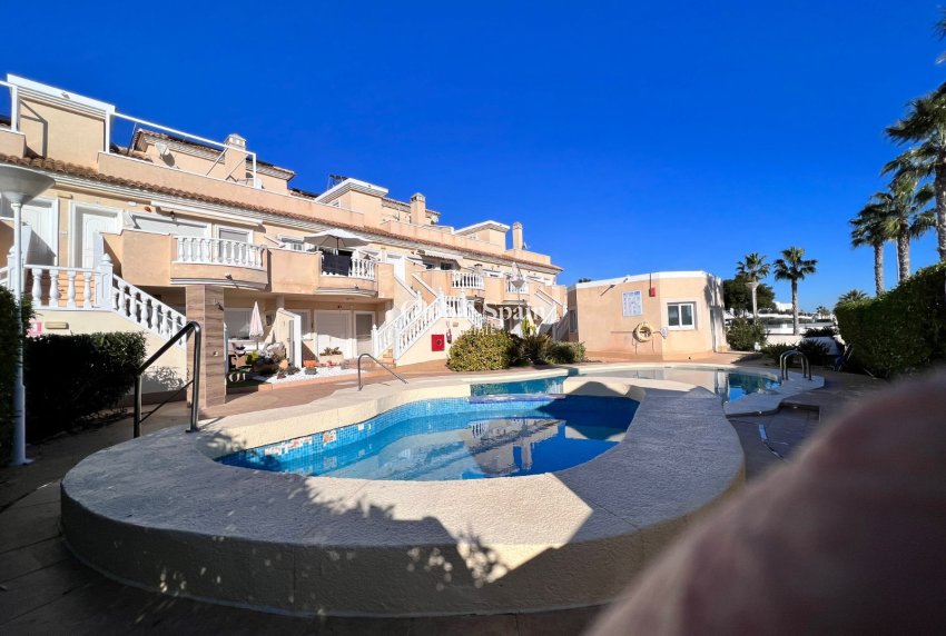 Resale - APARTMENT -
GUARDAMAR DEL SEGURA - Costa Blanca