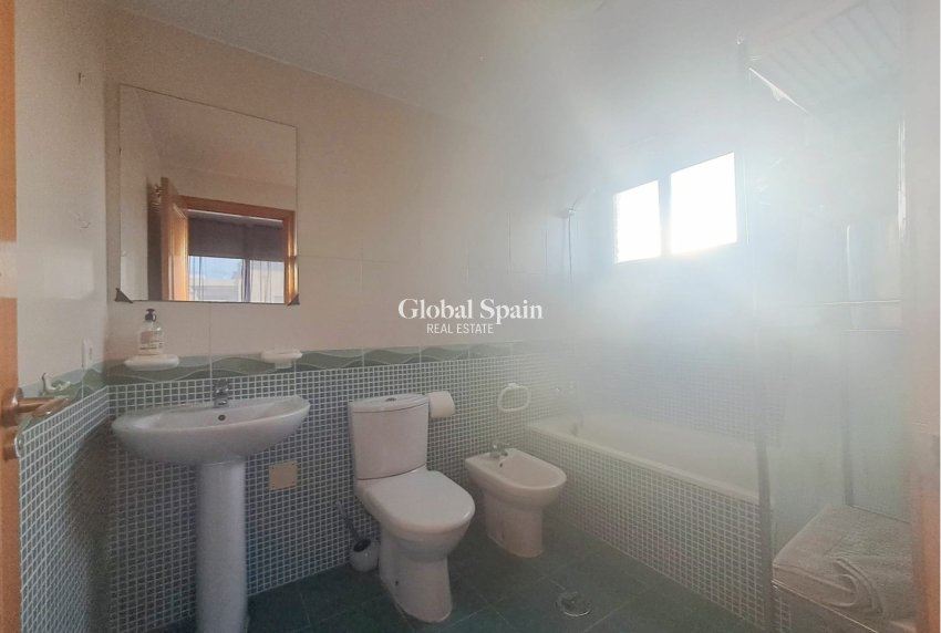 Resale - APARTMENT -
GUARDAMAR DEL SEGURA - Costa Blanca