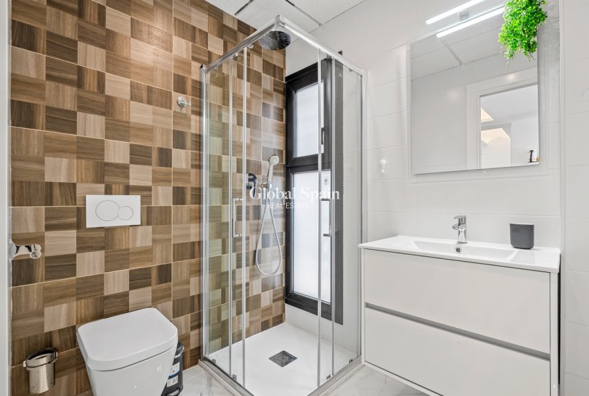 Resale - APARTMENT -
GUARDAMAR DEL SEGURA - Costa Blanca