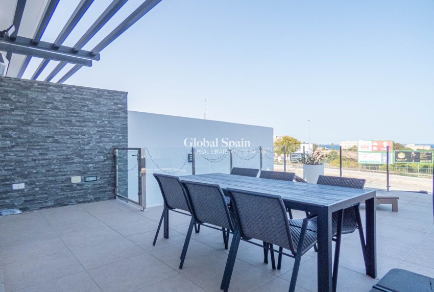 Resale - APARTMENT -
GUARDAMAR DEL SEGURA - Costa Blanca