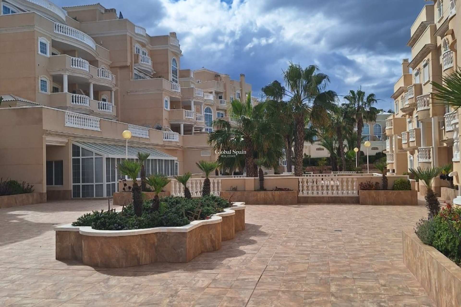 Resale - APARTMENT -
GUARDAMAR DEL SEGURA - Costa Blanca