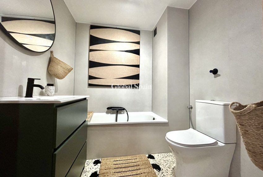 Resale - APARTMENT -
GUARDAMAR DEL SEGURA - Costa Blanca