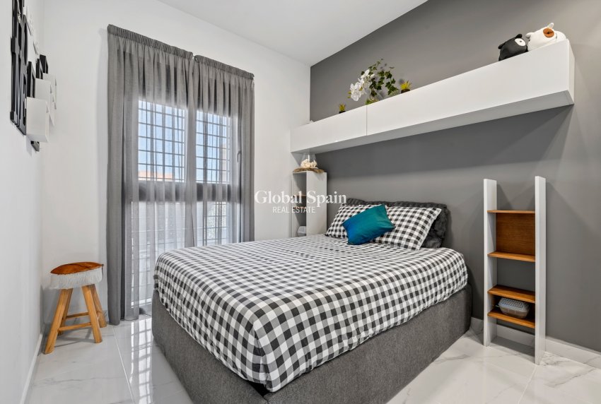 Resale - APARTMENT -
GUARDAMAR DEL SEGURA - Costa Blanca