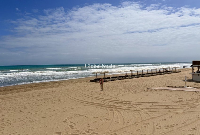 Resale - APARTMENT -
GUARDAMAR DEL SEGURA - Costa Blanca