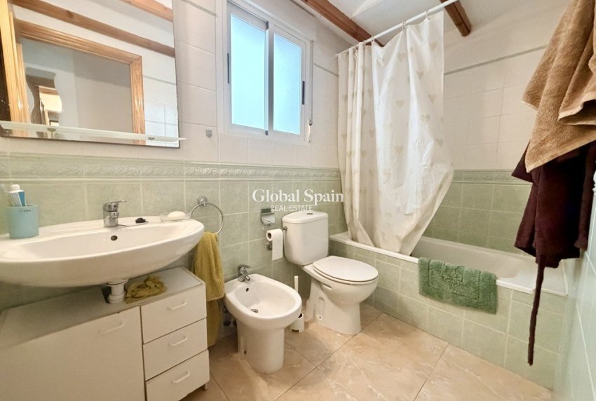 Resale - APARTMENT -
GUARDAMAR DEL SEGURA - Costa Blanca