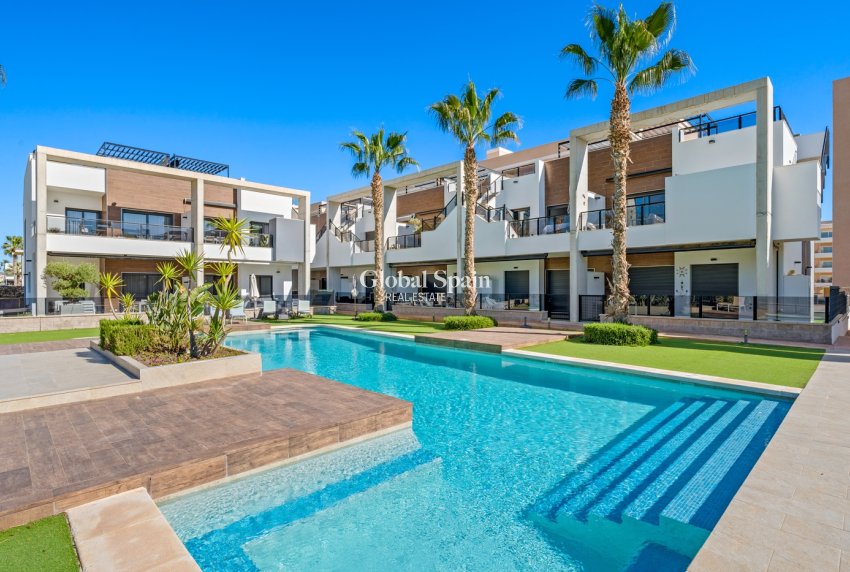 Resale - APARTMENT -
GUARDAMAR DEL SEGURA - Costa Blanca