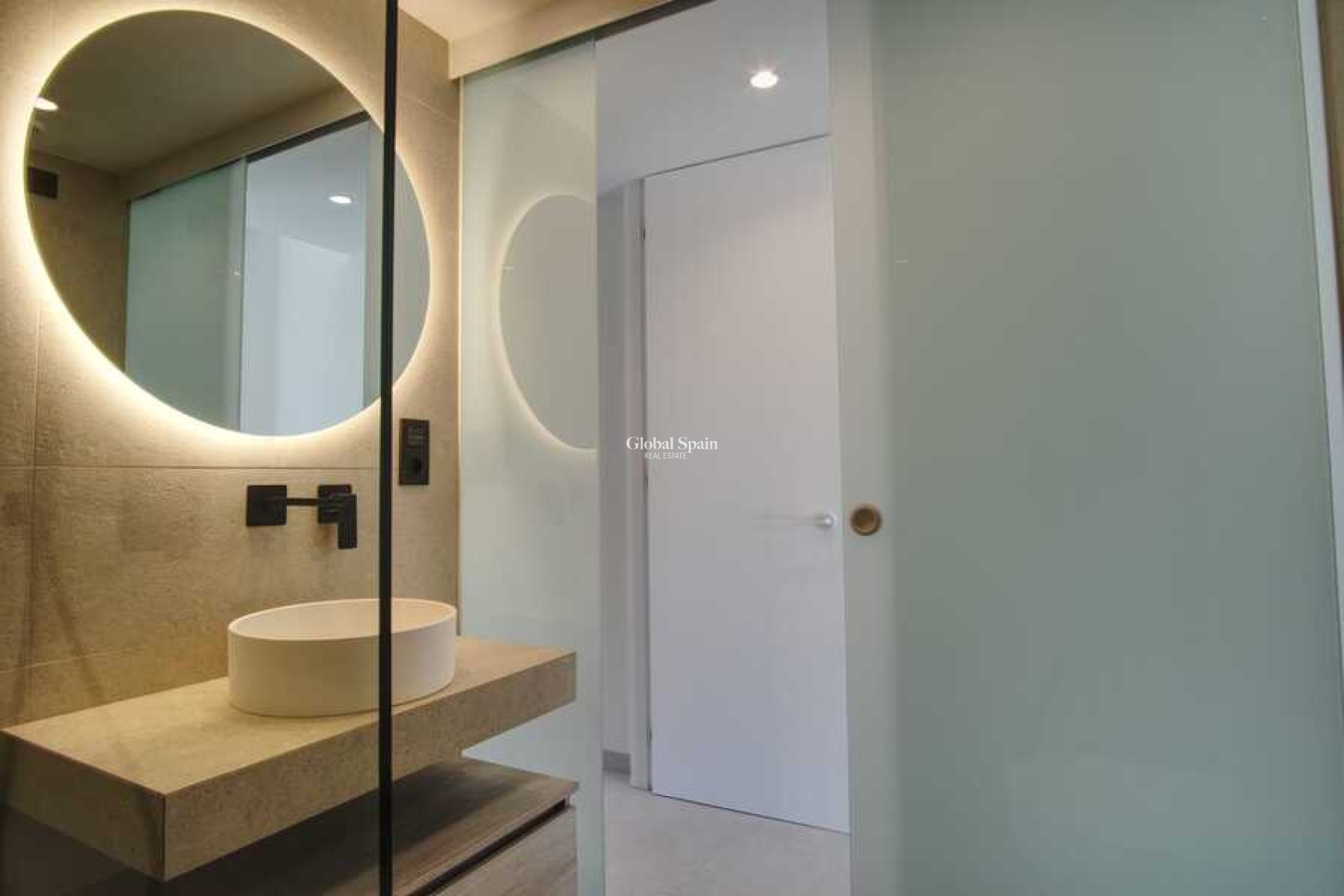 Resale - APARTMENT -
GUARDAMAR DEL SEGURA - Costa Blanca