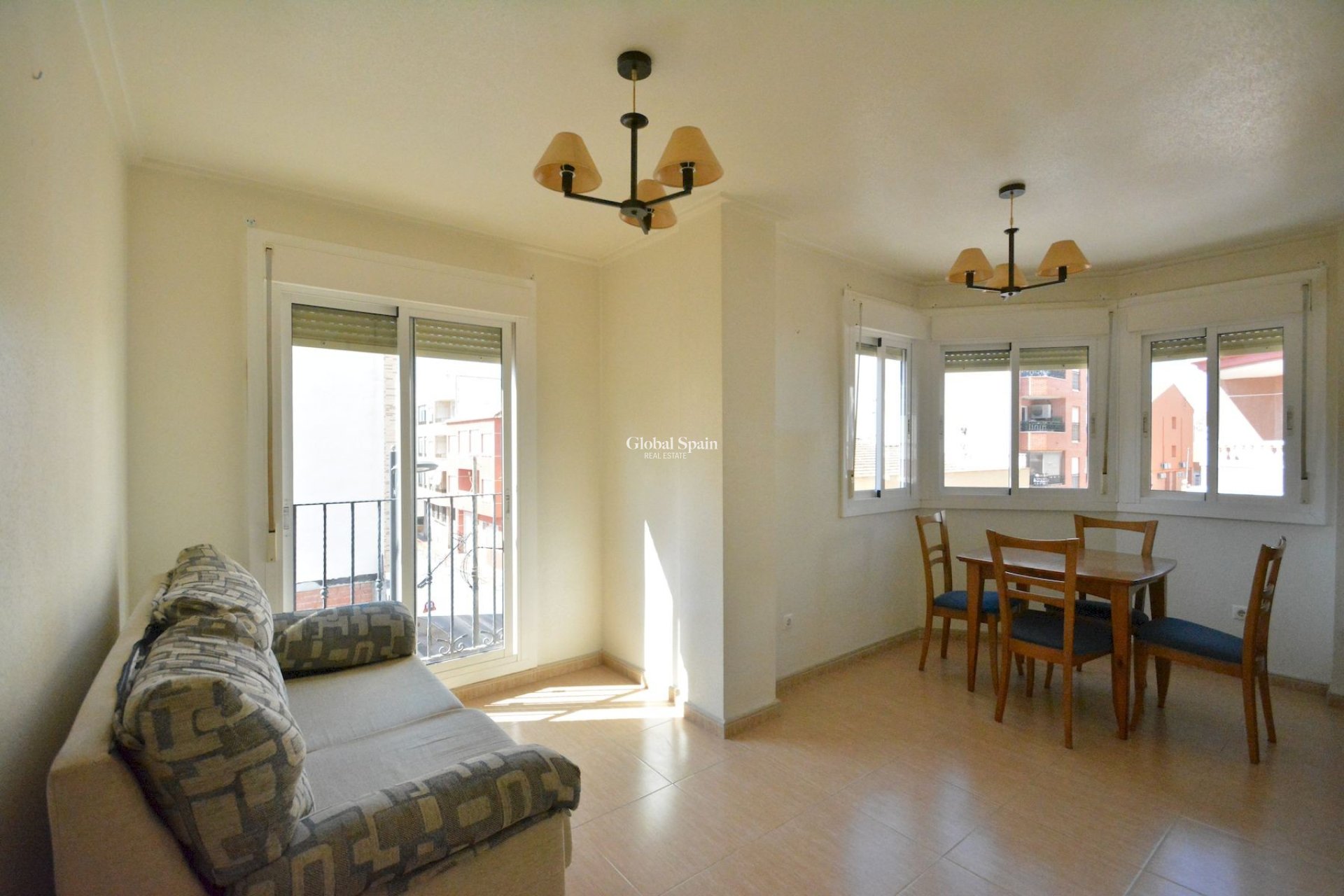 Resale - APARTMENT -
GUARDAMAR DEL SEGURA - Costa Blanca