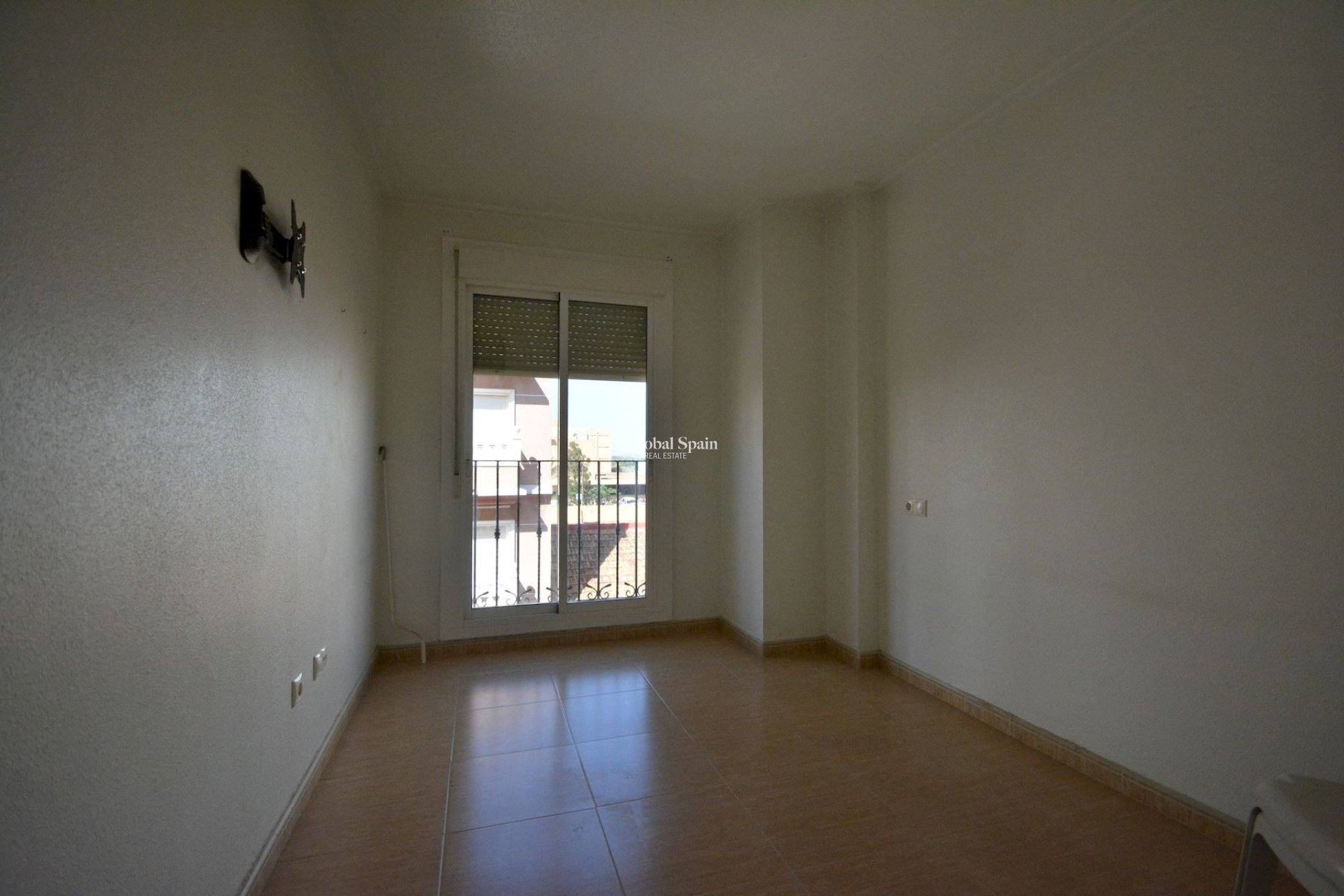 Resale - APARTMENT -
GUARDAMAR DEL SEGURA - Costa Blanca