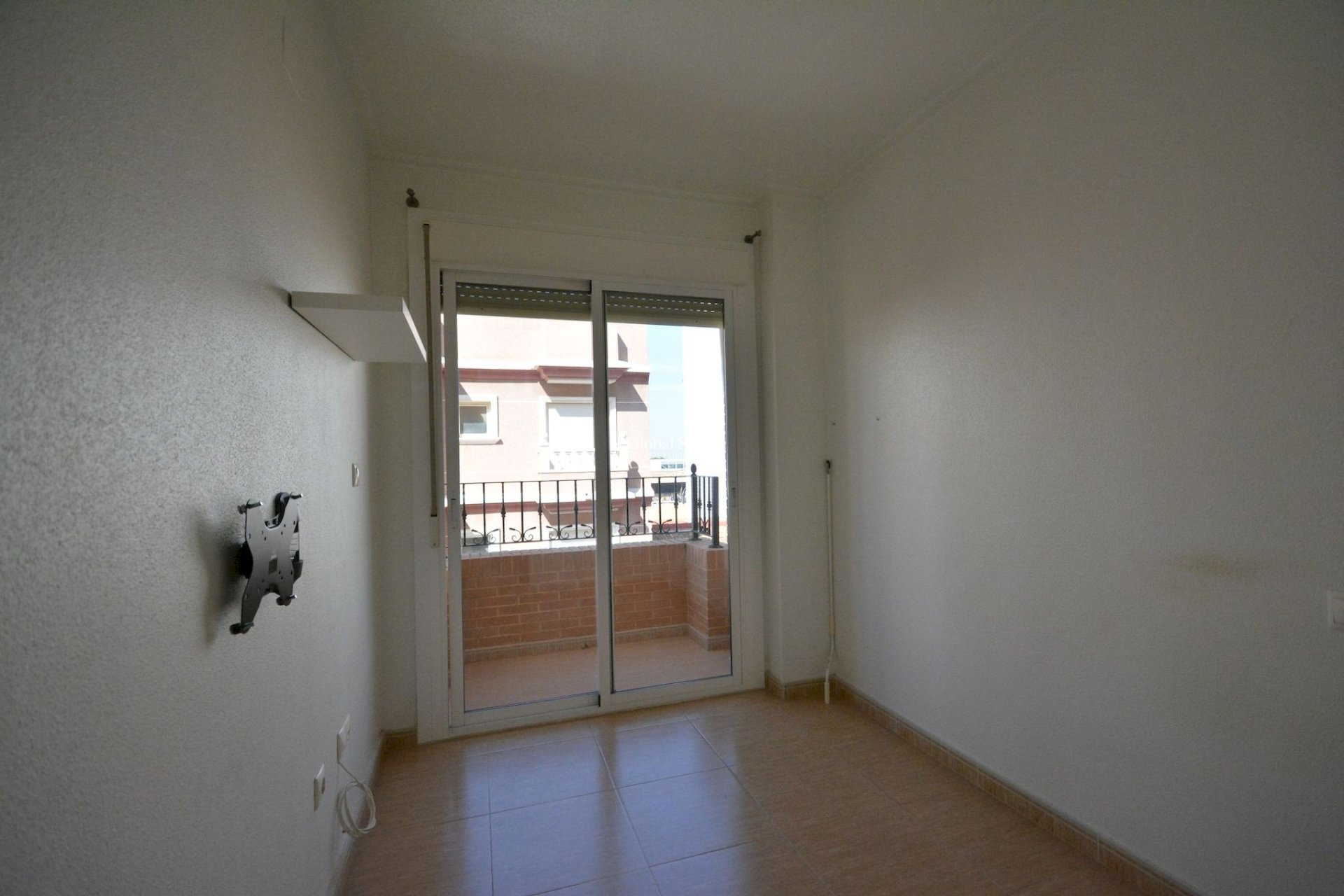 Resale - APARTMENT -
GUARDAMAR DEL SEGURA - Costa Blanca