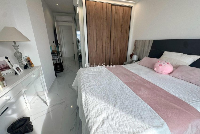 Resale - APARTMENT -
GUARDAMAR DEL SEGURA - Costa Blanca