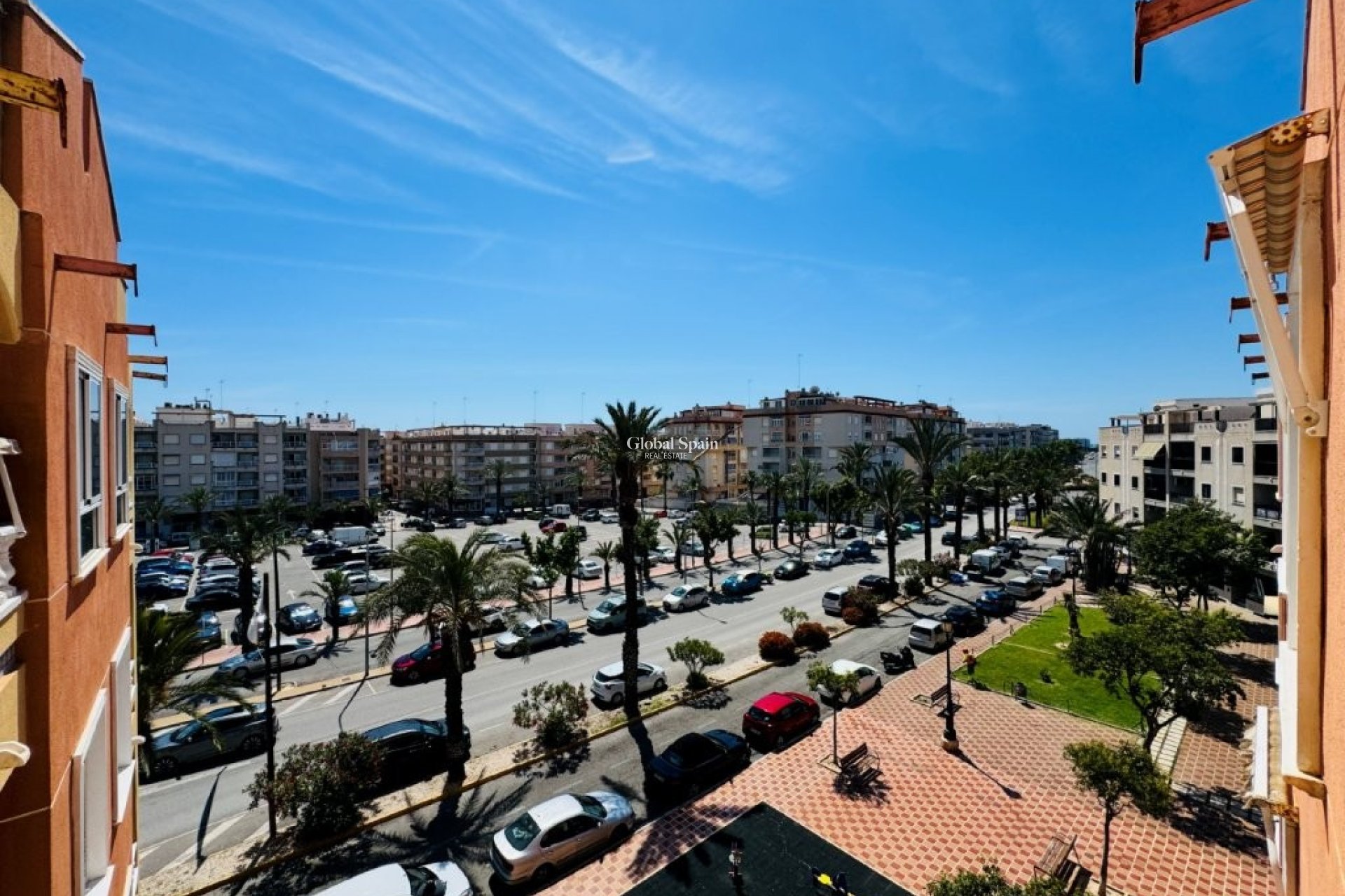 Resale - APARTMENT -
GUARDAMAR DEL SEGURA - Costa Blanca