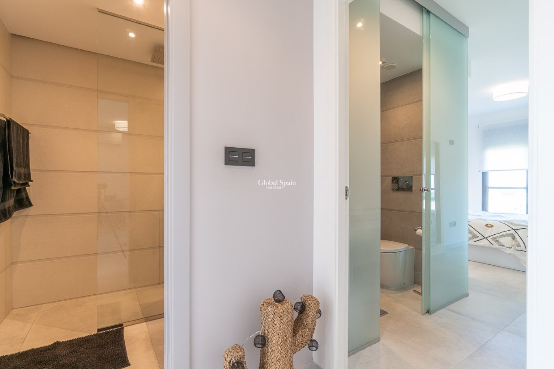 Resale - APARTMENT -
GUARDAMAR DEL SEGURA - Costa Blanca