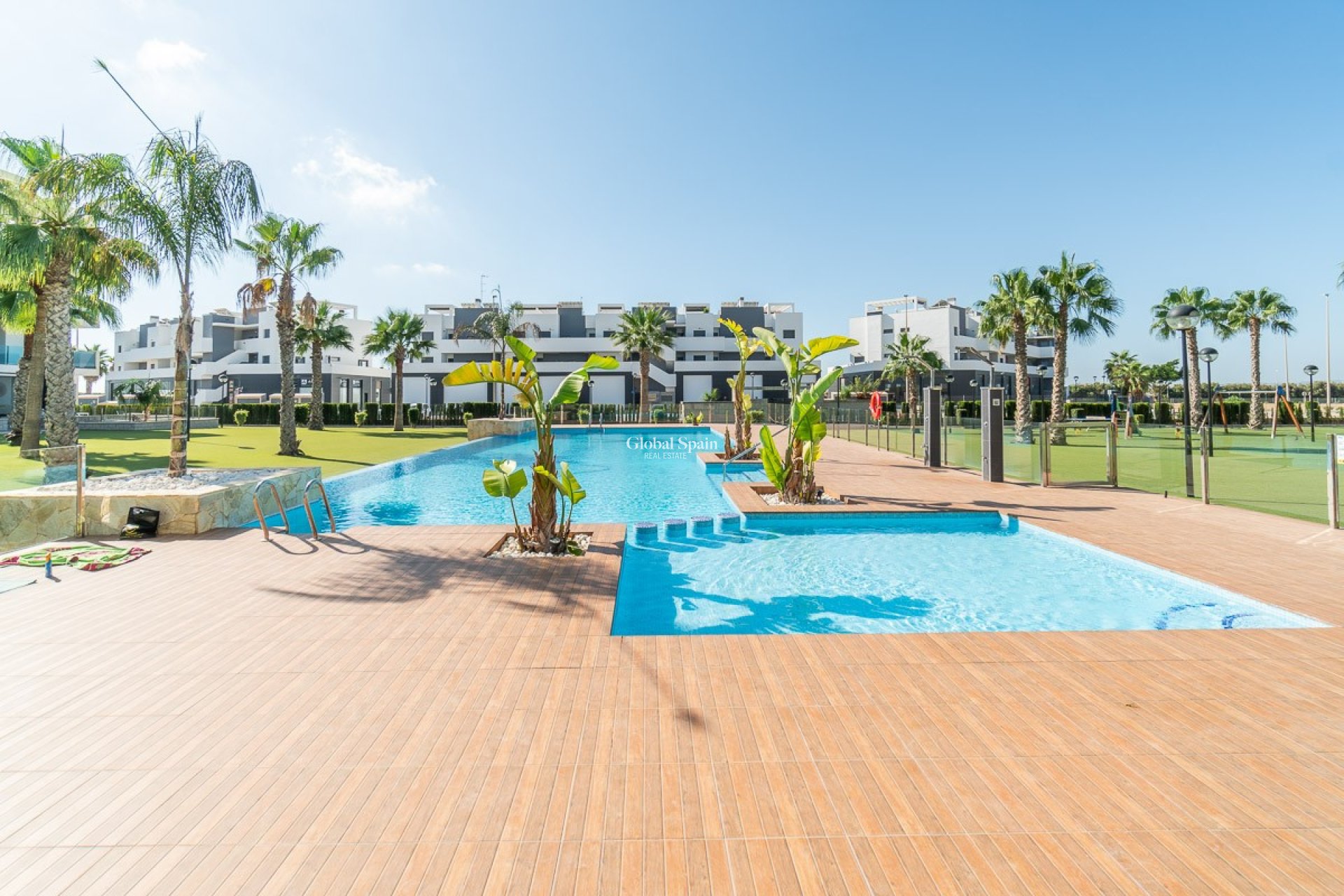 Resale - APARTMENT -
GUARDAMAR DEL SEGURA - Costa Blanca