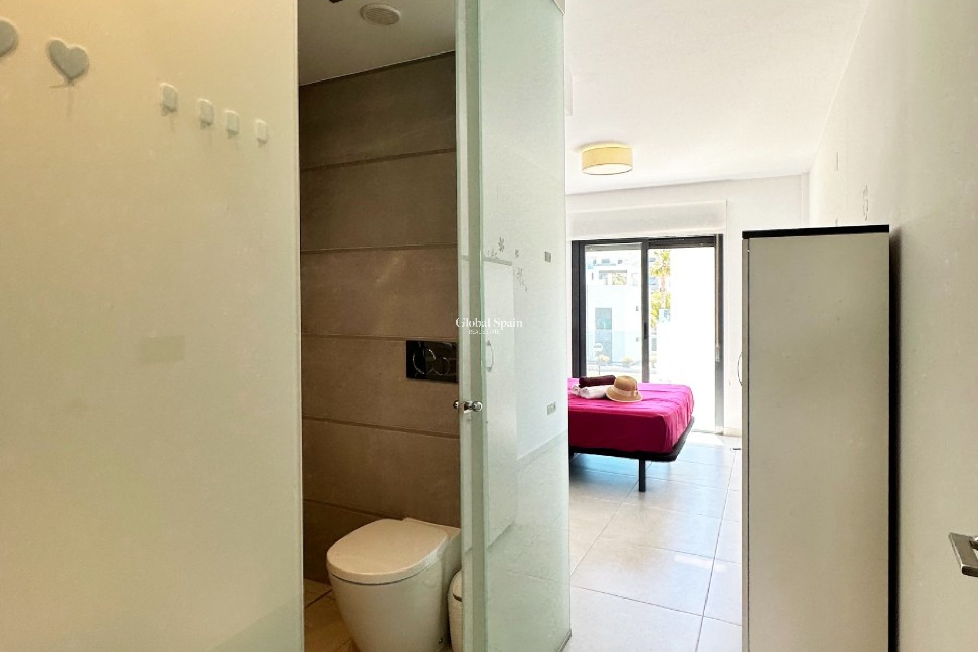 Resale - APARTMENT -
GUARDAMAR DEL SEGURA - Costa Blanca