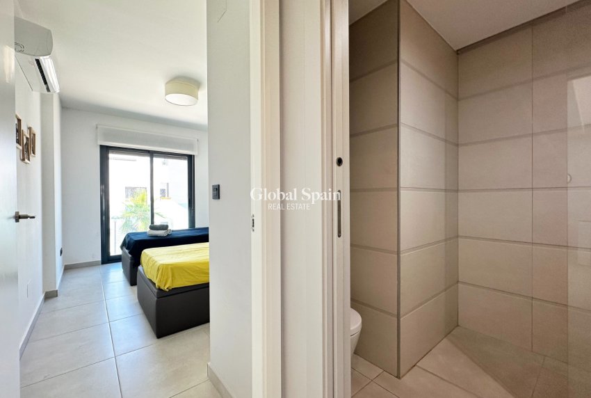 Resale - APARTMENT -
GUARDAMAR DEL SEGURA - Costa Blanca