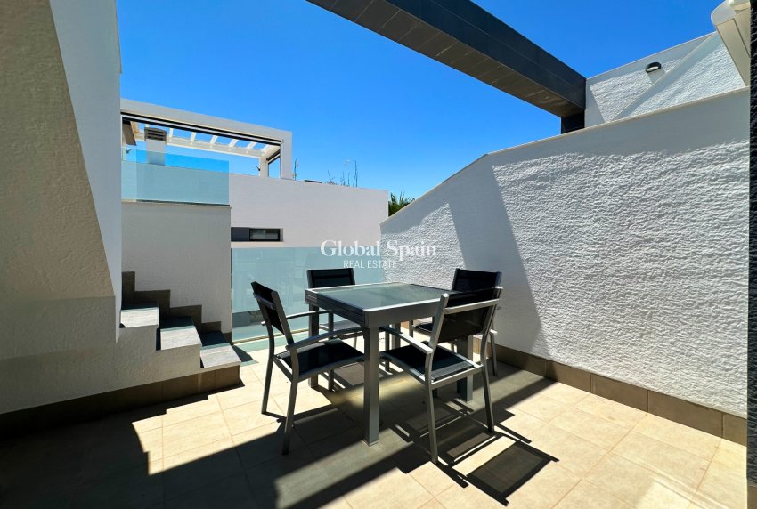 Resale - APARTMENT -
GUARDAMAR DEL SEGURA - Costa Blanca