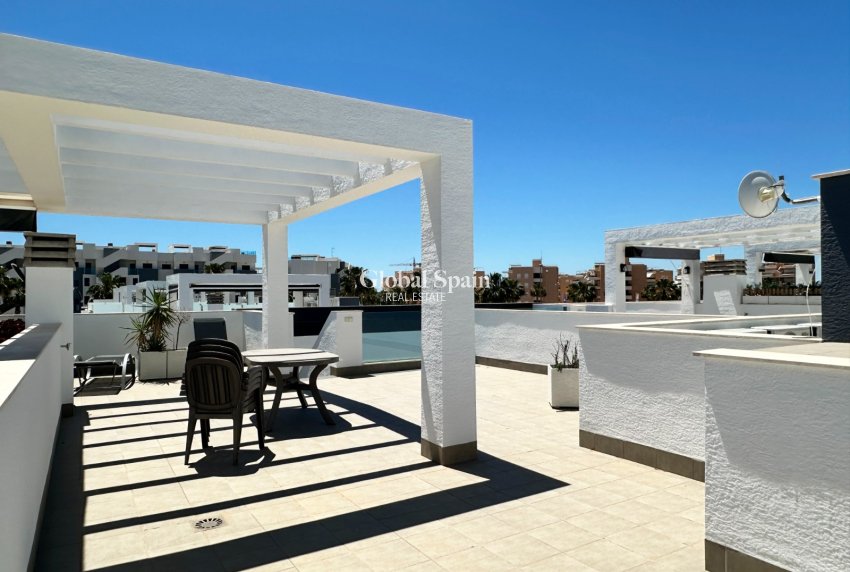 Resale - APARTMENT -
GUARDAMAR DEL SEGURA - Costa Blanca