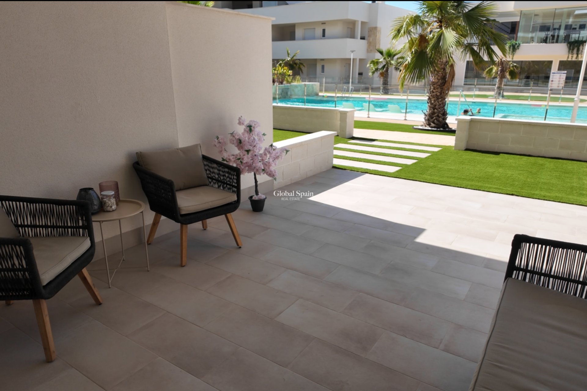 Resale - APARTMENT -
GUARDAMAR DEL SEGURA - Costa Blanca