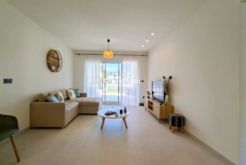 Resale - APARTMENT -
GUARDAMAR DEL SEGURA - Costa Blanca