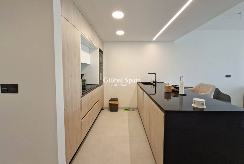 Resale - APARTMENT -
GUARDAMAR DEL SEGURA - Costa Blanca