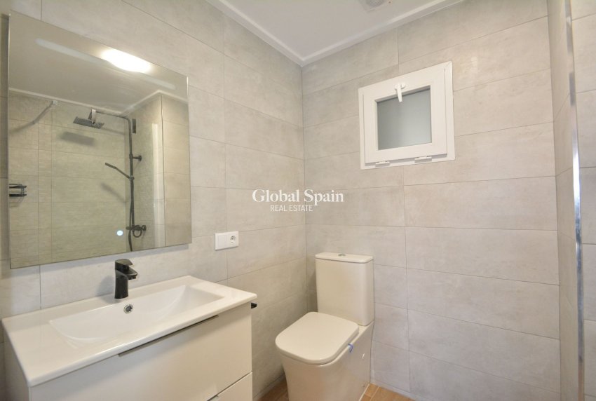 Resale - APARTMENT -
GUARDAMAR DEL SEGURA - Costa Blanca
