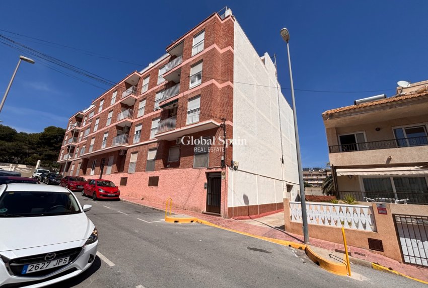 Resale - APARTMENT -
GUARDAMAR DEL SEGURA - Costa Blanca