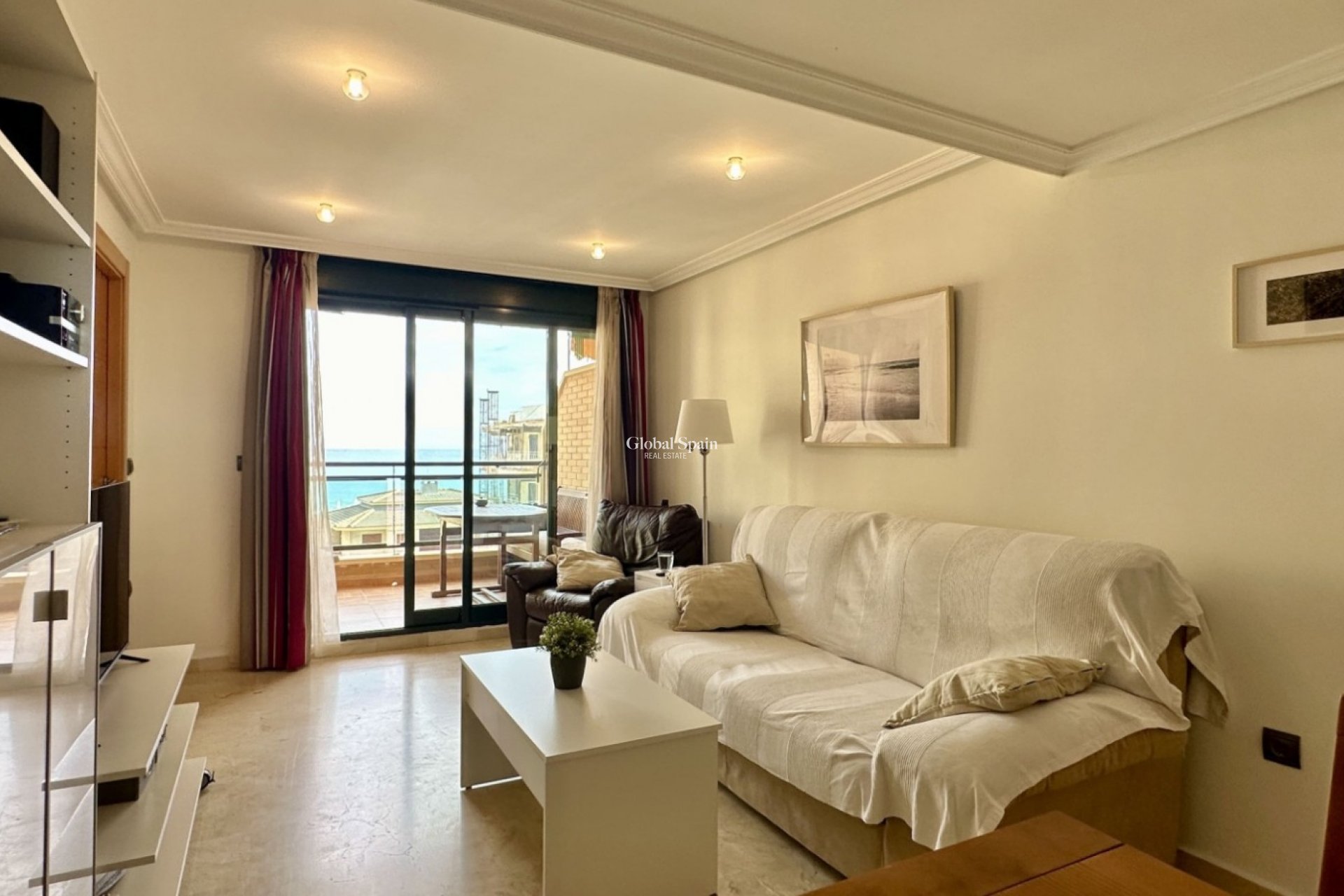 Resale - APARTMENT -
GUARDAMAR DEL SEGURA - Costa Blanca