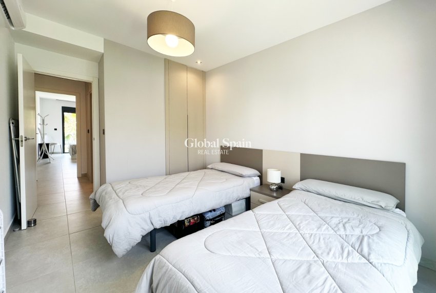 Resale - APARTMENT -
GUARDAMAR DEL SEGURA - Costa Blanca