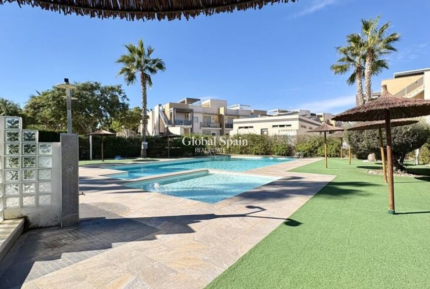 Resale - APARTMENT -
GUARDAMAR DEL SEGURA - Costa Blanca