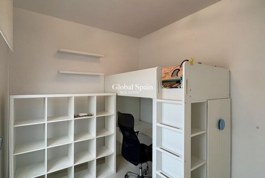 Resale - APARTMENT -
GUARDAMAR DEL SEGURA - Costa Blanca