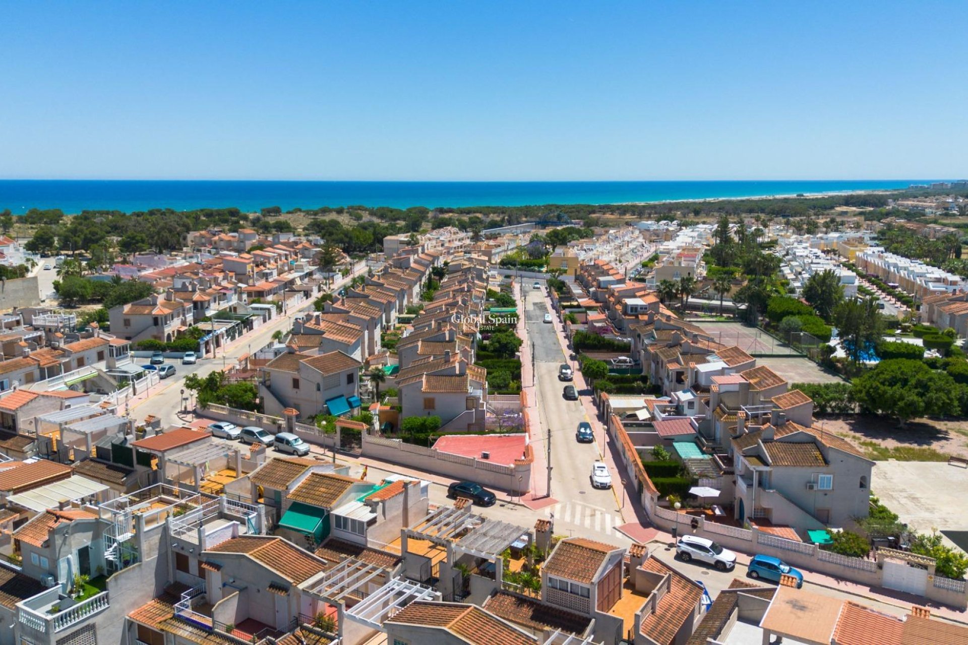 Resale - APARTMENT -
GUARDAMAR DEL SEGURA - El moncayo
