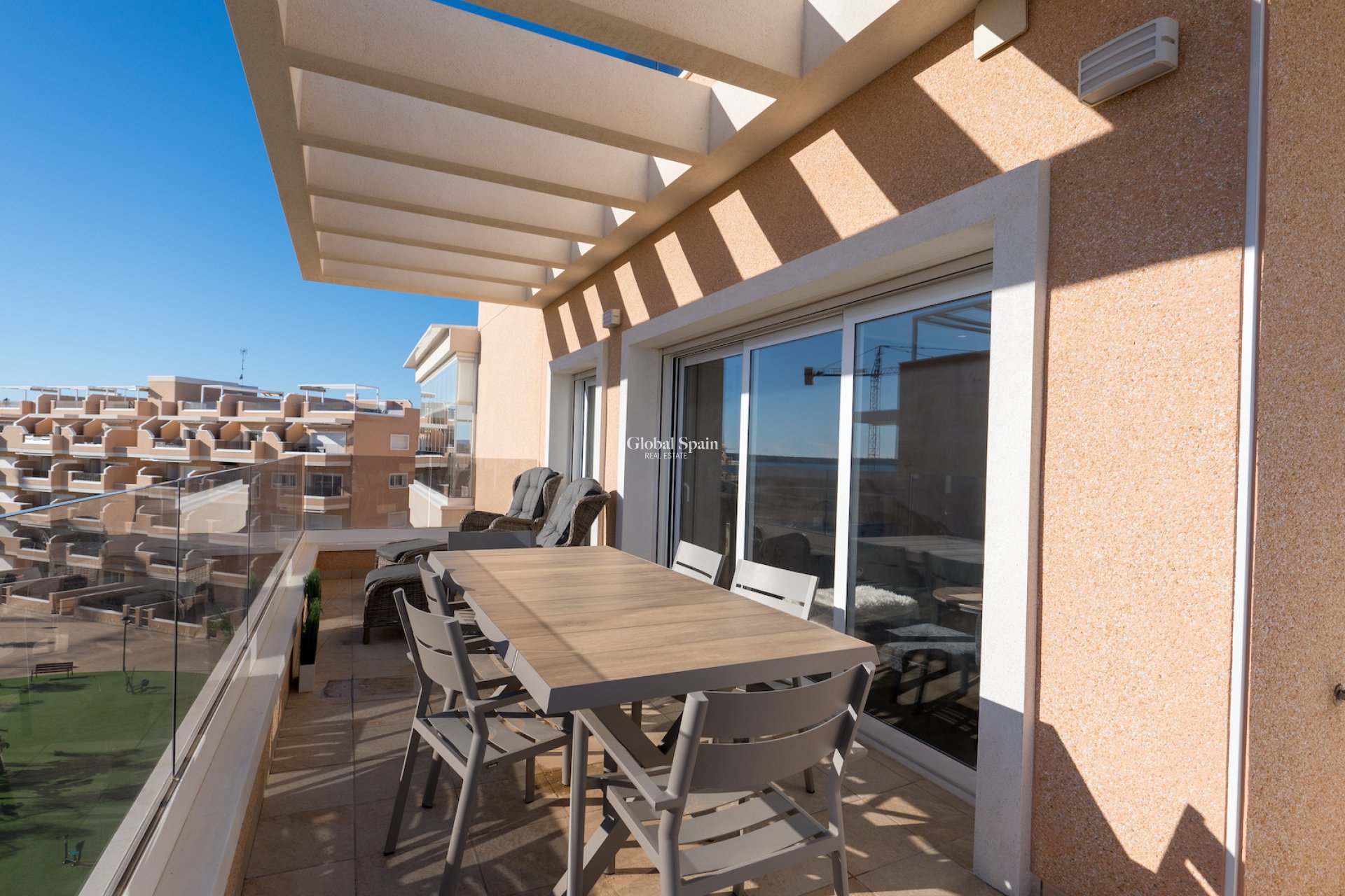 Resale - APARTMENT -
GUARDAMAR DEL SEGURA - El Raso