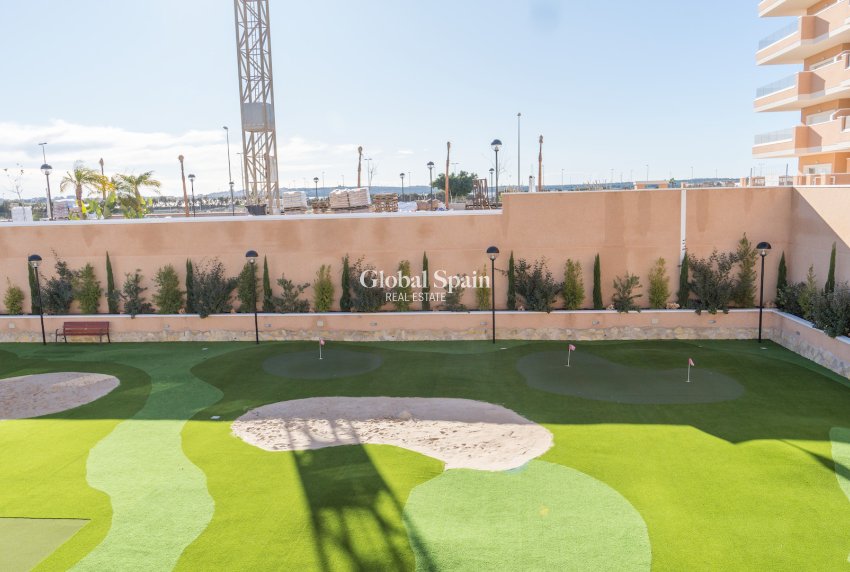 Resale - APARTMENT -
GUARDAMAR DEL SEGURA - El Raso