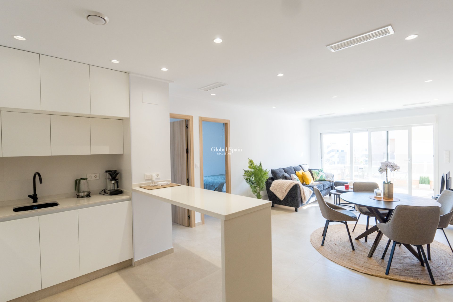 Resale - APARTMENT -
GUARDAMAR DEL SEGURA - El Raso