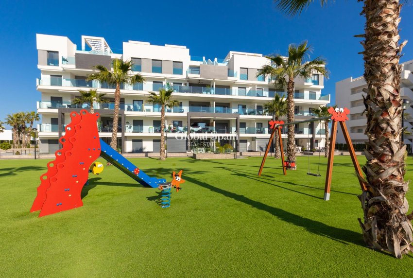 Resale - APARTMENT -
GUARDAMAR DEL SEGURA - EL RASO