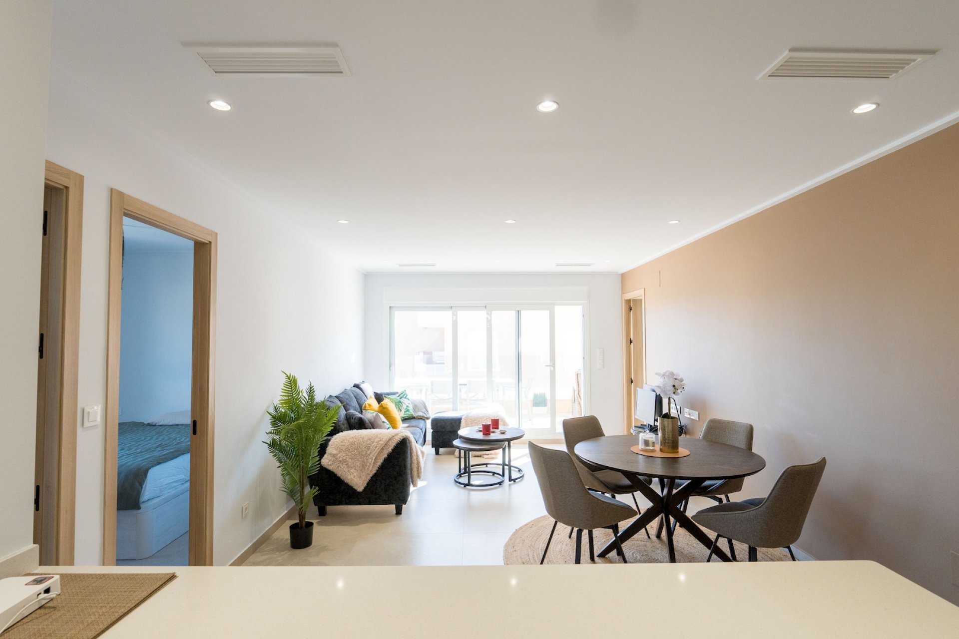 Resale - APARTMENT -
GUARDAMAR DEL SEGURA - El Raso