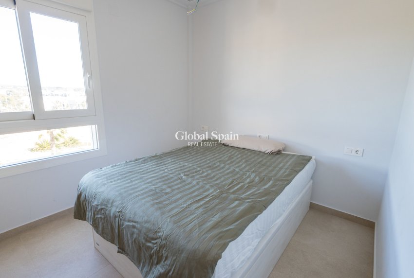 Resale - APARTMENT -
GUARDAMAR DEL SEGURA - El Raso