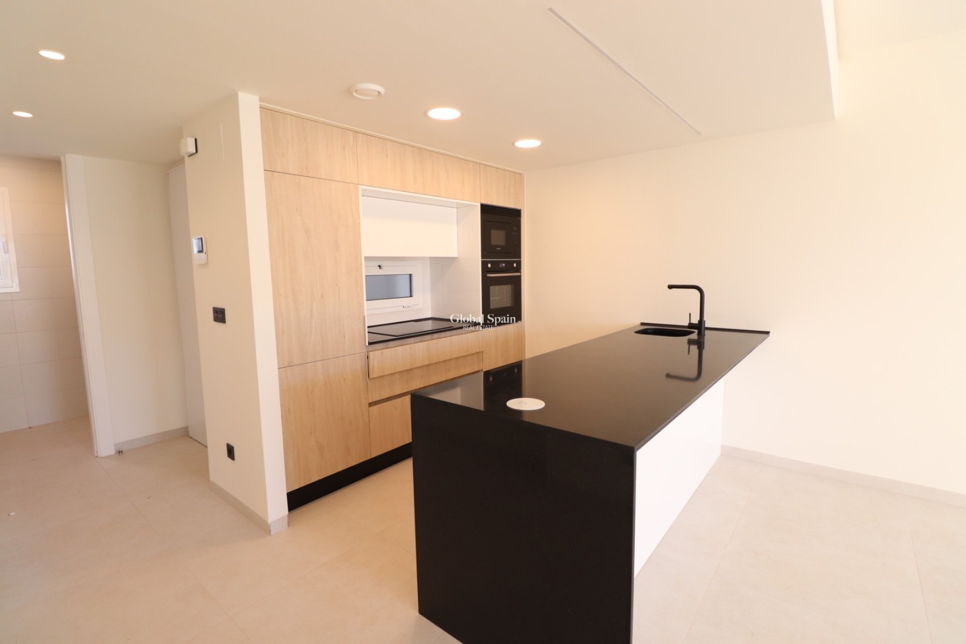 Resale - APARTMENT -
Guardamar del Segura - El Raso