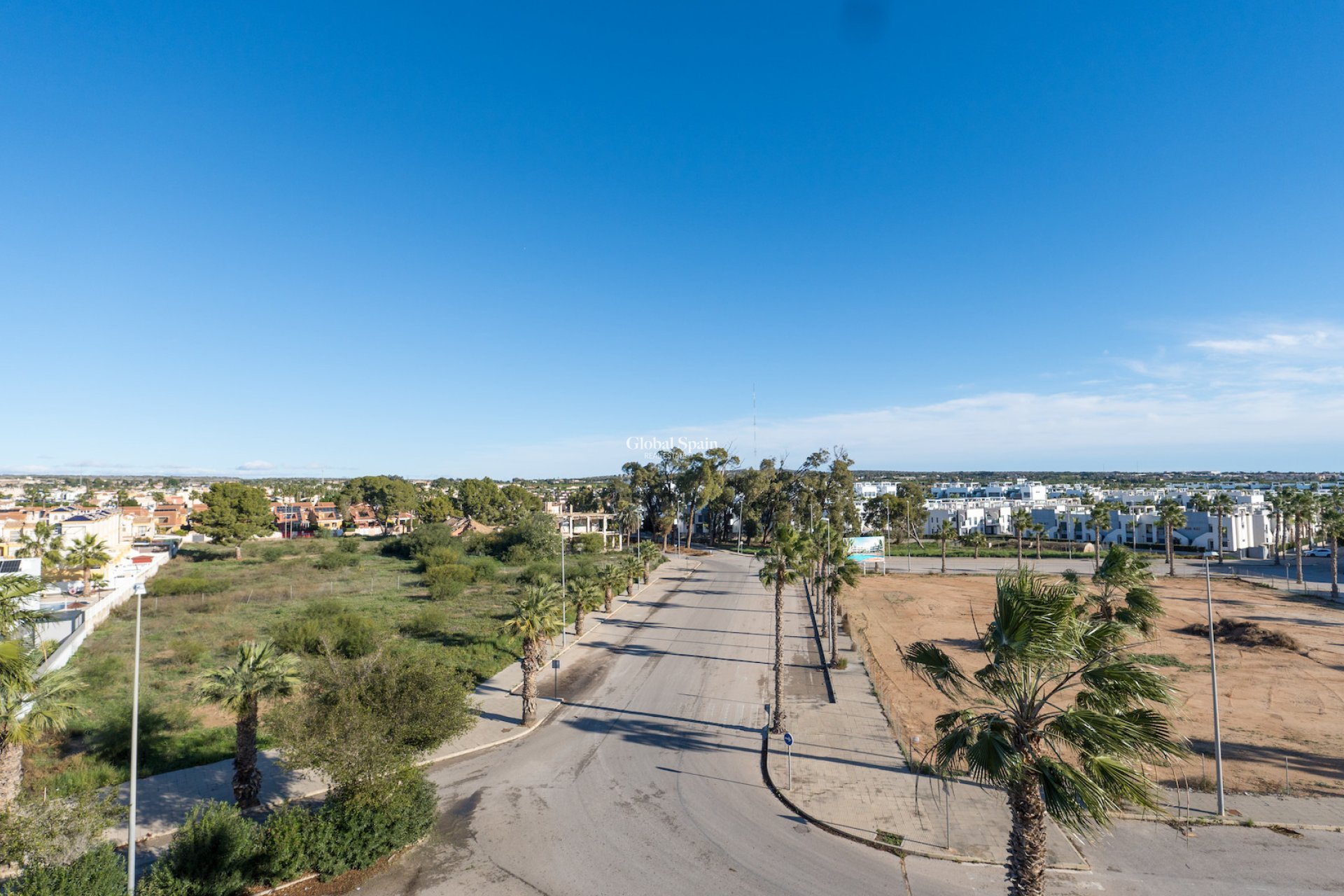 Resale - APARTMENT -
GUARDAMAR DEL SEGURA - El Raso