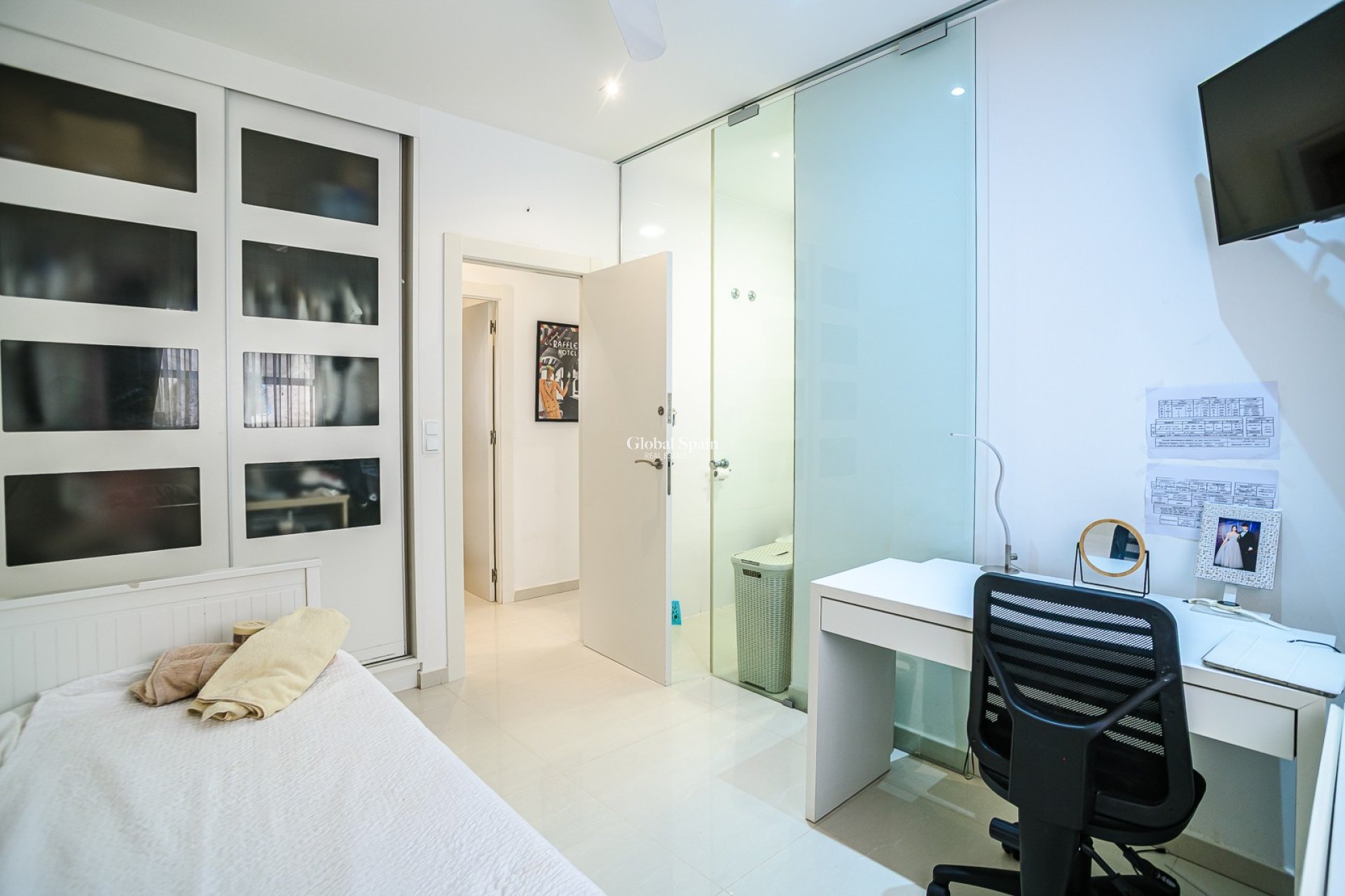 Resale - APARTMENT -
GUARDAMAR DEL SEGURA - Guardamar del Segura