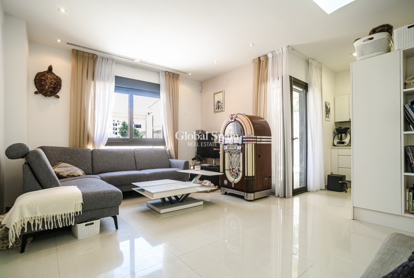 Resale - APARTMENT -
GUARDAMAR DEL SEGURA - Guardamar del Segura