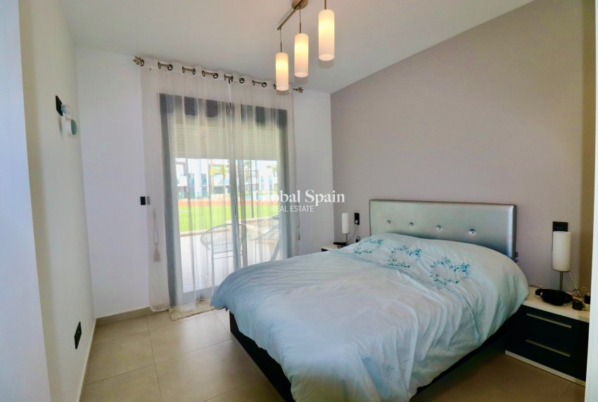Resale - APARTMENT -
GUARDAMAR DEL SEGURA - Guardamar - El Raso