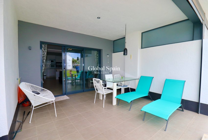 Resale - APARTMENT -
GUARDAMAR DEL SEGURA - Guardamar - El Raso