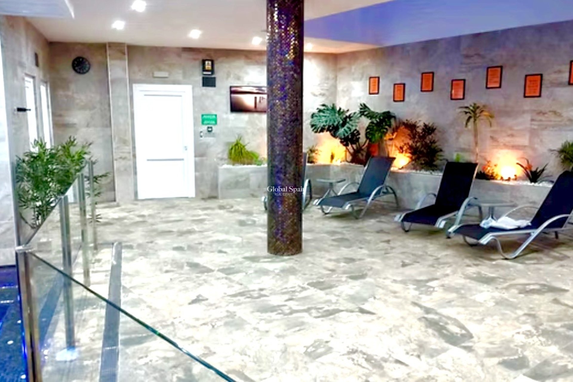 Resale - APARTMENT -
GUARDAMAR DEL SEGURA - Guardamar - El Raso