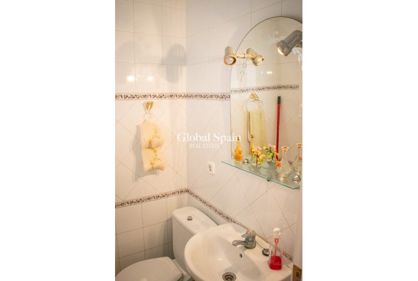 Resale - APARTMENT -
GUARDAMAR DEL SEGURA - Guardamar pueblo