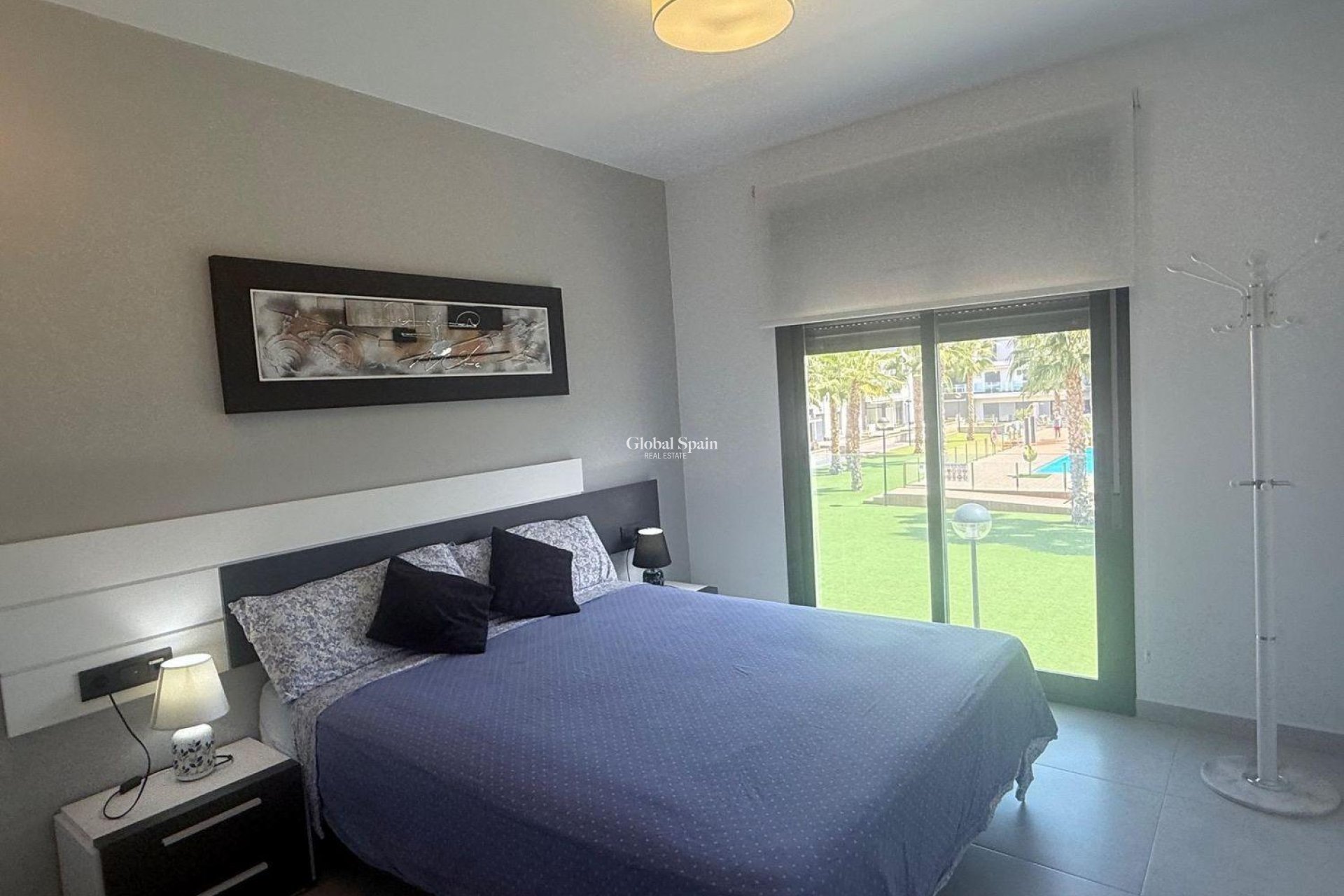 Resale - APARTMENT -
GUARDAMAR DEL SEGURA - Oasis Beach